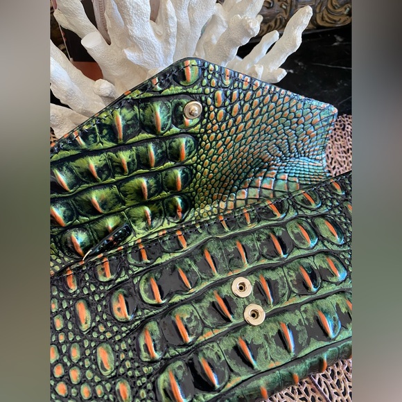 5⭐️SELLER!! NWT SAMBA Brahmin Veronica wallet - Picture 7 of 10